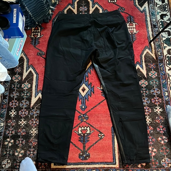Rag and Bone leather front pants - Picture 3 of 3